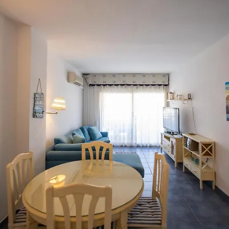 Carrer Golf De Sant Jordi, 2 A Апартаменты Камбрильс